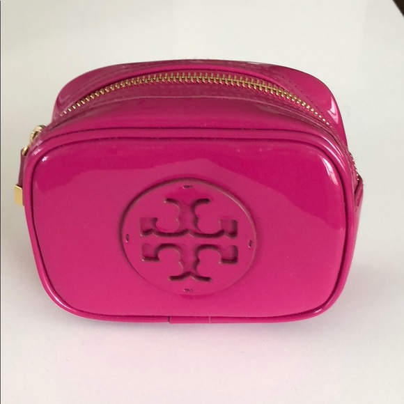 tory burch makeup bag